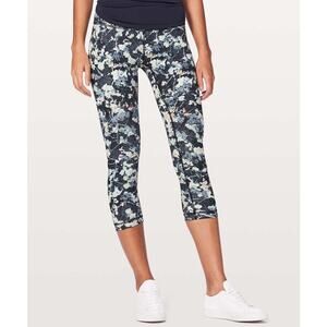 Lululemon Wunder Under‎ Crop (Hi-Rise) 21"Spring Bloom Multi Size 6